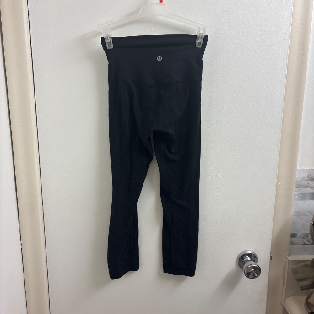 Lululemon legging - Picture 2 of 2